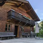Schindlhaus 格罗萨尔